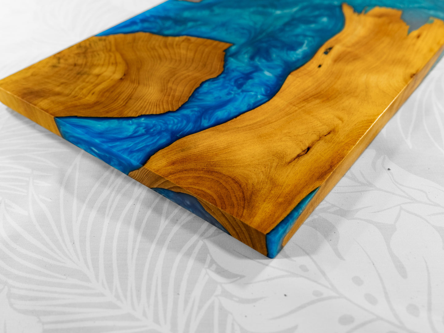 Blue epoxy resin board